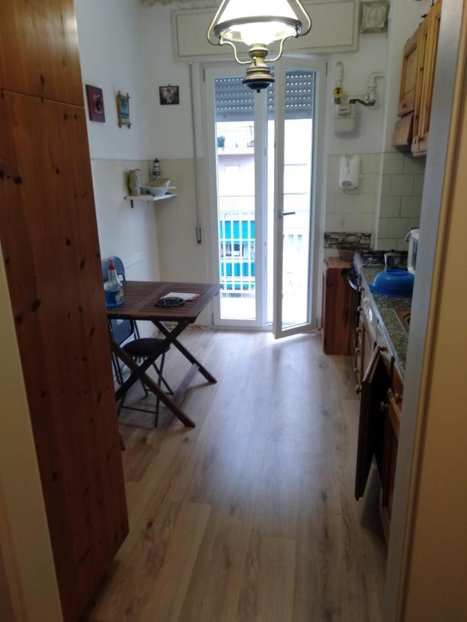 Azzurra Casa Vacanza Ventimiglia Exteriör bild